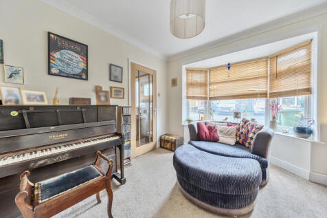 1370385-33-68fa38...