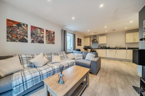 1376456-5-690b7df...