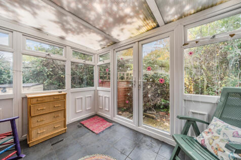 1377367-1-690df33...