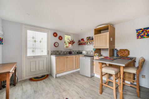 1377367-20-690dfa...