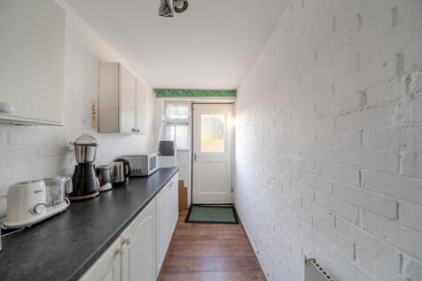 1381125-16-691af9...