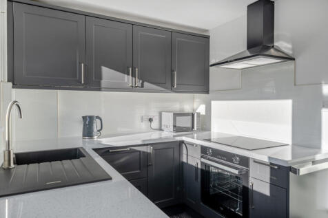 1380172-35-691af3...