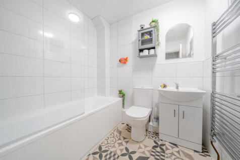 1383569-15-691dcb...