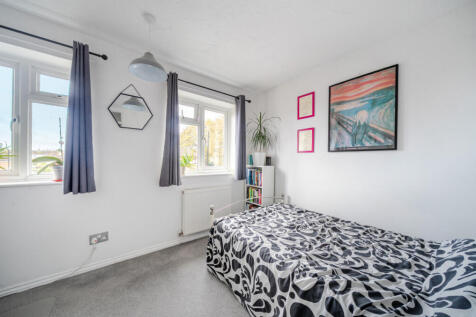 1383569-12-691dcb...