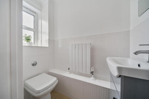 1368915-10-6904ad...