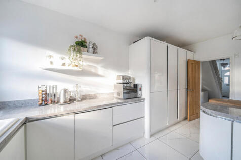 1385034-11-6925c1...