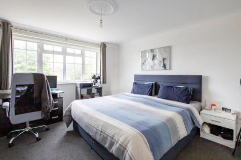 bed1.jpg