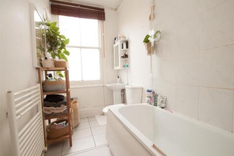 Bathroom.jpg