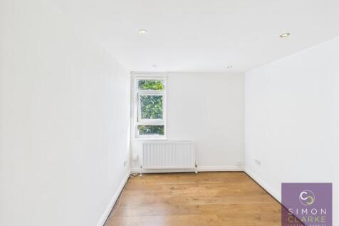 CAM05425G0-PR0035-STILL006.jpg