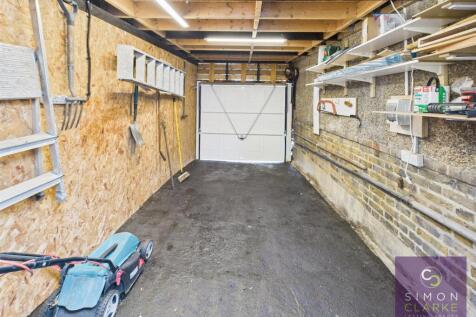 CAM05425G0-PR0050-STILL021.jpg
