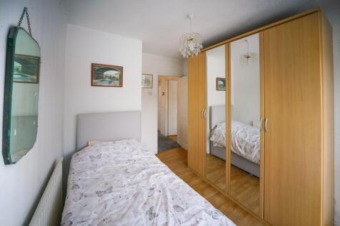 Photograph 32