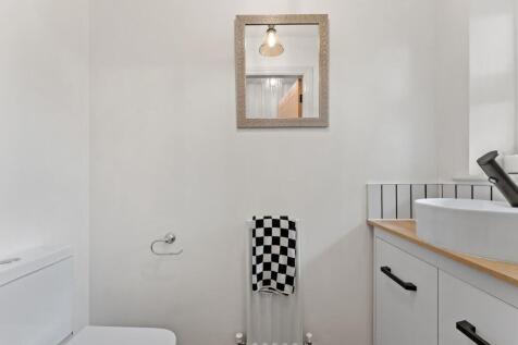 Photograph 27