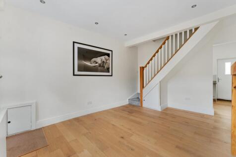 Photograph 11