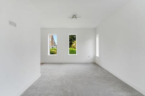 Photograph 11