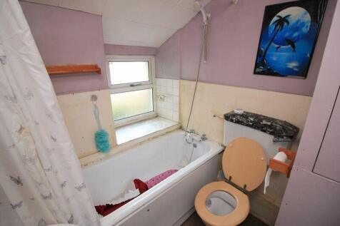 Bathroom - unit 1