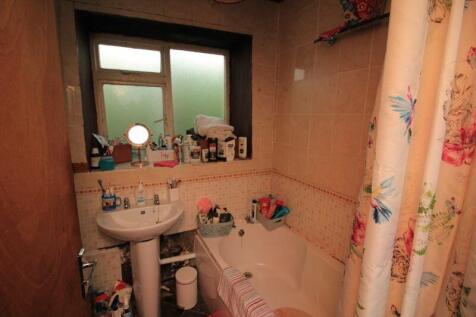 Bathroom - unit 2