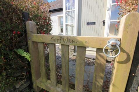 Gate