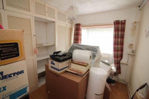bedroom 2 g/f