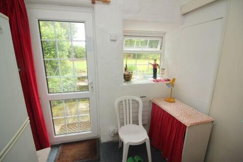 rear hall/utility