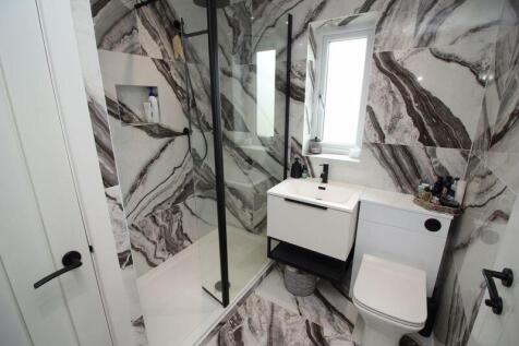 g/f Shower room