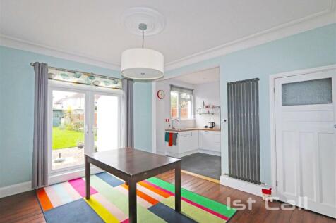 Open Plan Kitchen/ Diner