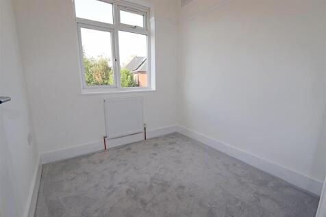 bedroom 3.jpg