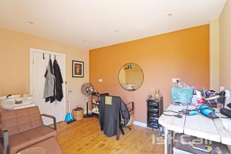 Office Space/ Garden Room