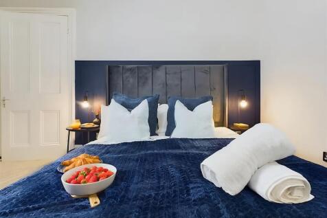 Charleville Bedroom.jpeg