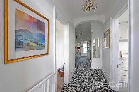 Large Entrance Hall
