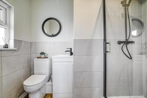 Room 7 (15).jpg