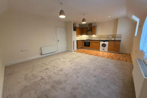 LOUNGE/KITCHEN