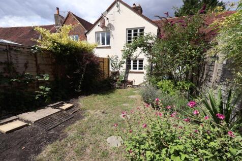 GARDEN REAR