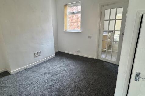 Living Room - Rear