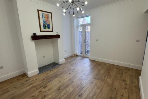 Living Room - Rear