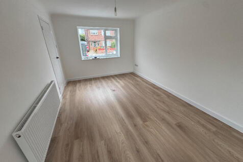 Living Area (Front)