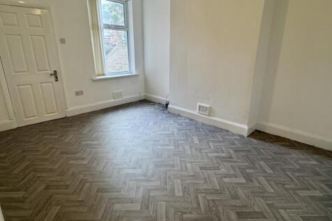 Living Room (rear)