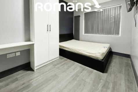 c7354c8a-Room