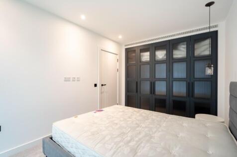 Fitted Wardrobe