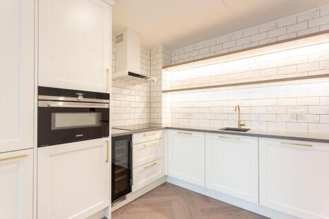 Fitted Kitchen