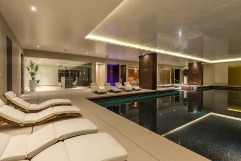 Residents Pool