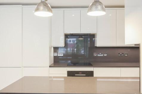 Newly Fitted Kitchen