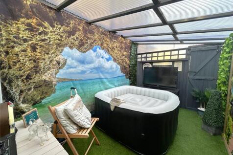 Hot Tub Room