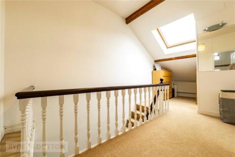 2nd Floor Landing