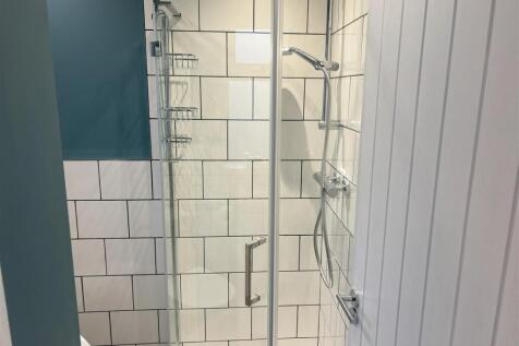 En-suite1.jpg
