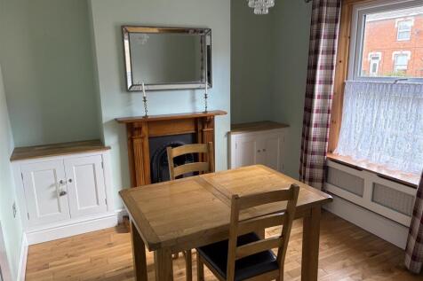 Dining Room.jpg