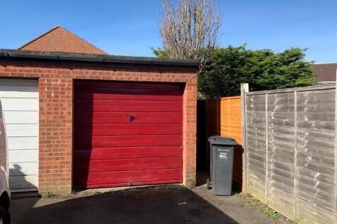 Garage.jpg