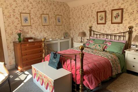 Master Bedroom.jpg
