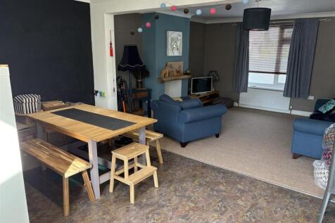 Dining Area..jpg