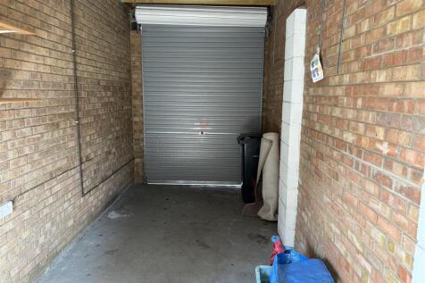 Garage.jpg