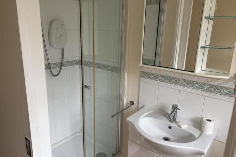 Shower Room.jpg